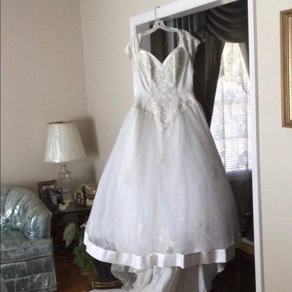 David's Bridal Dresses & Skirts - 🎉Host Pick🎉💗💗Wedding Dress -Never Worn